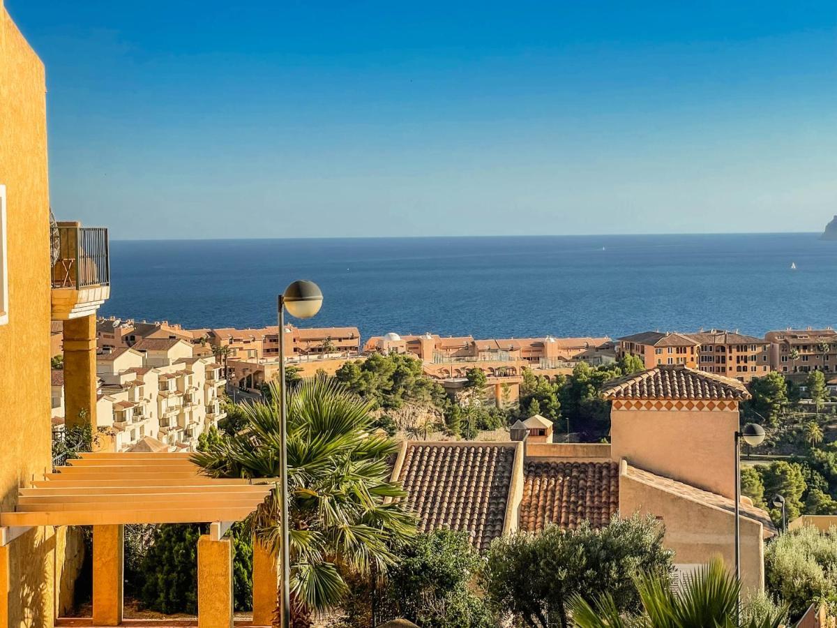Vila Charming Townhouse With Sea Views & Pool In Altea Calpe Exteriér fotografie